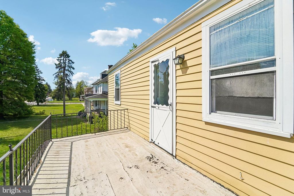 Image 34 of property listing at 4504 GARRISON BLVD, Baltimore, MD 21215
