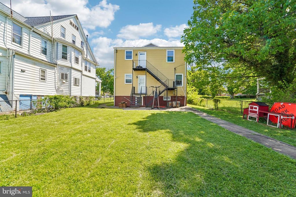 Image 40 of property listing at 4504 GARRISON BLVD, Baltimore, MD 21215