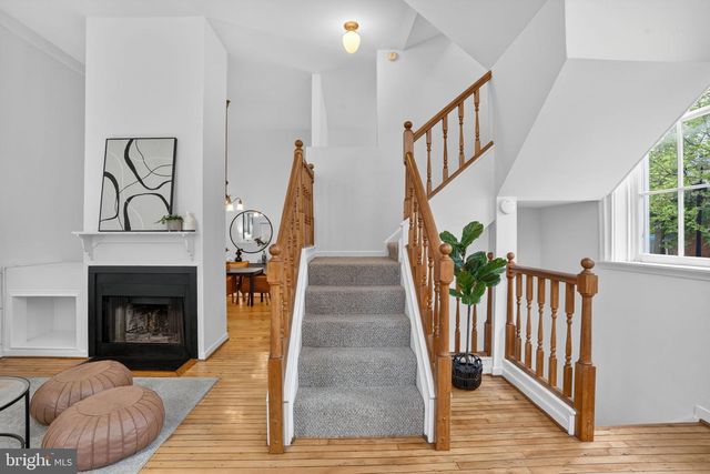 823 S SHARP ST, Baltimore, MD 21230