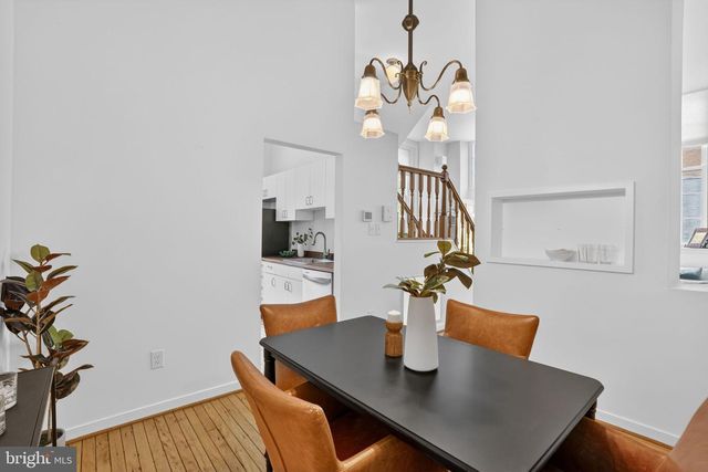 823 S SHARP ST, Baltimore, MD 21230