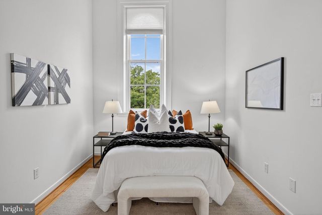 823 S SHARP ST, Baltimore, MD 21230