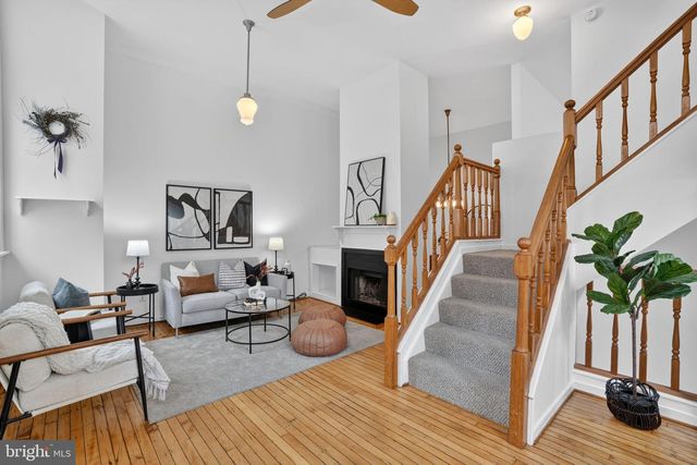 823 S SHARP ST, Baltimore, MD 21230