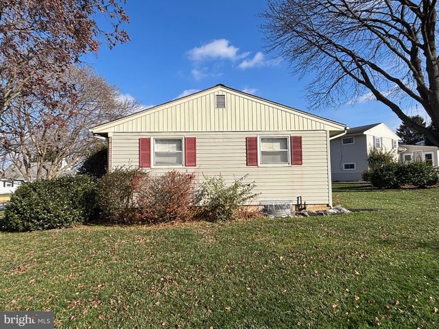 146 MALLARD AVE, Willow Street, PA 17584
