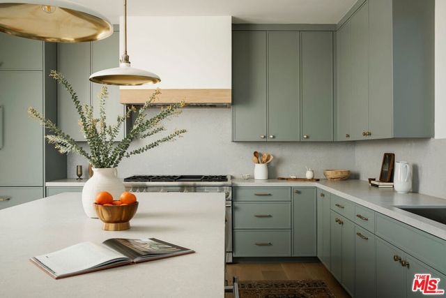 3458 Monterosa Drive, Altadena, CA 91001