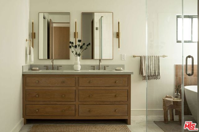 3458 Monterosa Drive, Altadena, CA 91001