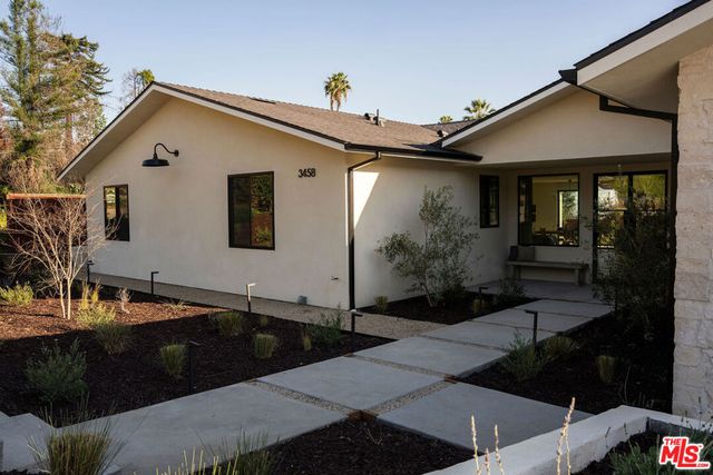 3458 Monterosa Drive, Altadena, CA 91001