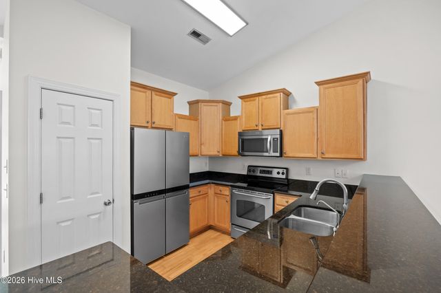 5341 Christian Drive, Wilmington, NC 28403