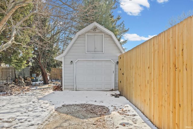 105 Doncaster Drive, Lafayette, IN 47909