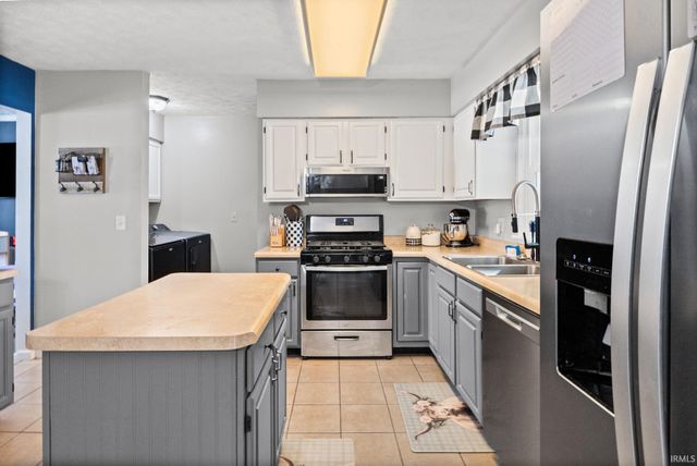 105 Doncaster Drive, Lafayette, IN 47909