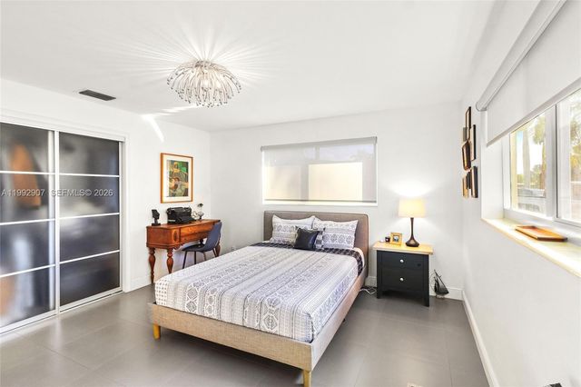 315 N 31st Rd, Hollywood, FL 33021