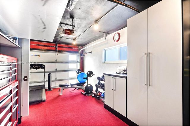 315 N 31st Rd, Hollywood, FL 33021