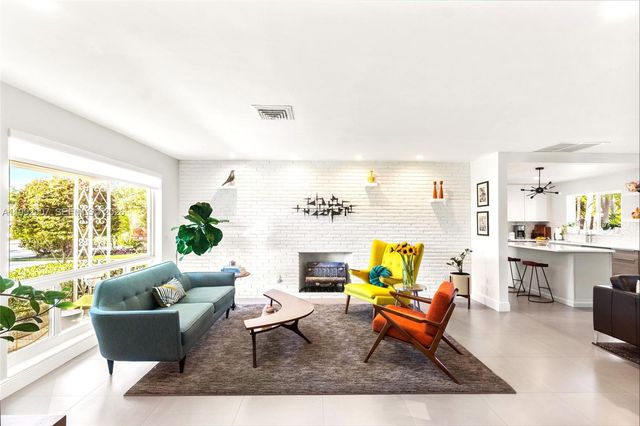 315 N 31st Rd, Hollywood, FL 33021