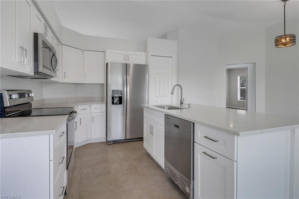 3340 33rd AVE NE, NAPLES, FL 34120 — photo 2