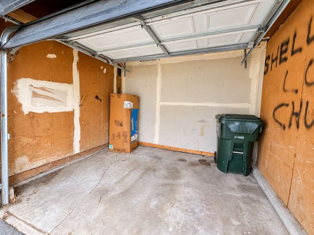 4241 Greenbrier Lane, Richton Park, IL 60471