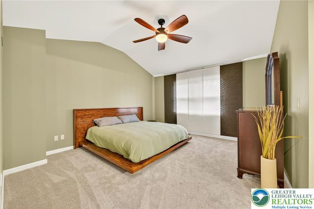 8053 Cross Creek Circle, Upper Macungie Twp, PA 18031