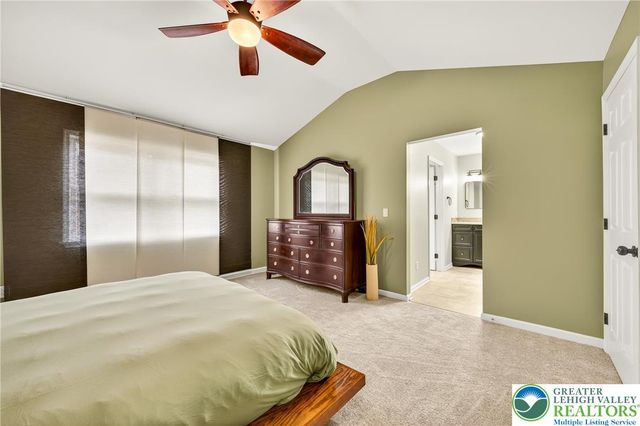 8053 Cross Creek Circle, Upper Macungie Twp, PA 18031