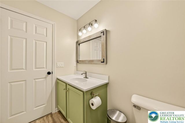 8053 Cross Creek Circle, Upper Macungie Twp, PA 18031