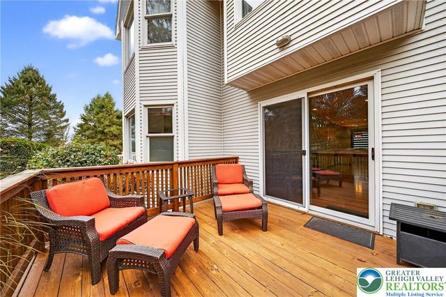 8053 Cross Creek Circle, Upper Macungie Twp, PA 18031