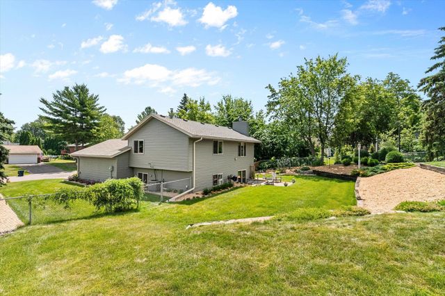 4369 Bambi Lane, White Bear Twp, MN 55110