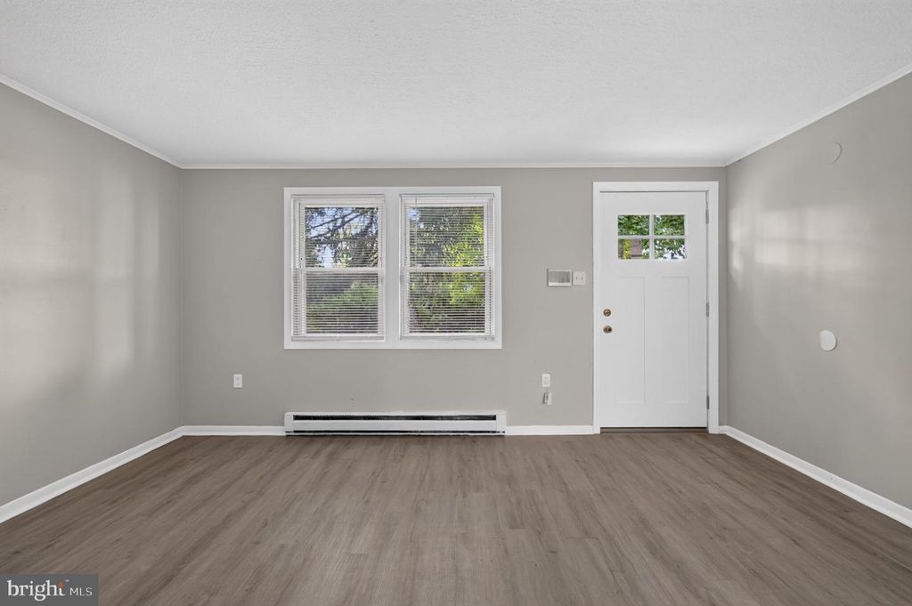 129 COLIN ST, SWEDESBORO, NJ 08085 — photo 2