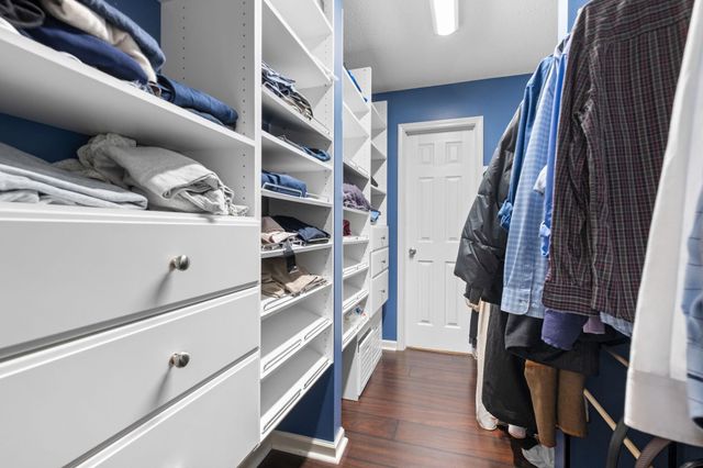 9333 BREAKSTONE CV, Collierville, TN 38017