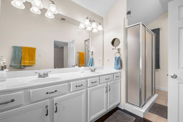 9333 BREAKSTONE CV, Collierville, TN 38017