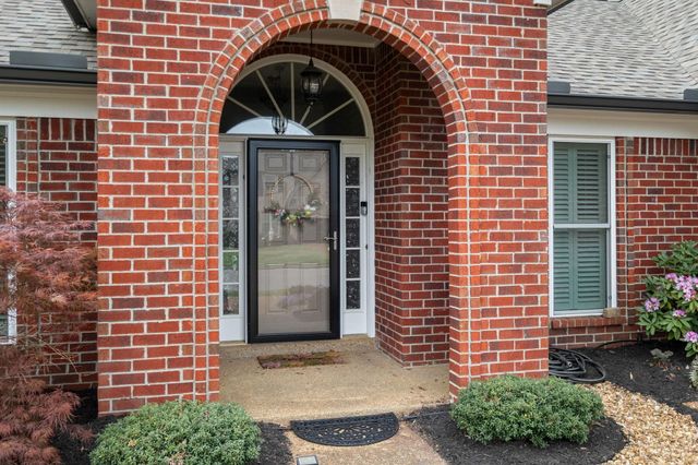 9333 BREAKSTONE CV, Collierville, TN 38017