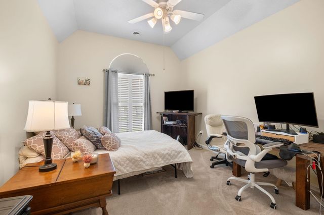 9333 BREAKSTONE CV, Collierville, TN 38017