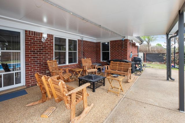 9333 BREAKSTONE CV, Collierville, TN 38017