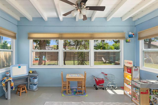 11549 69TH AVENUE, Seminole, FL 33772