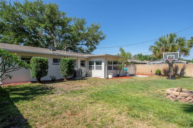 11549 69TH AVENUE, Seminole, FL 33772