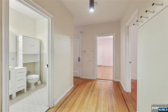 100 Palisade Avenue D12, Englewood, NJ 07631