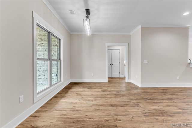 120 Trotter's View Road, Deatsville, AL 36022