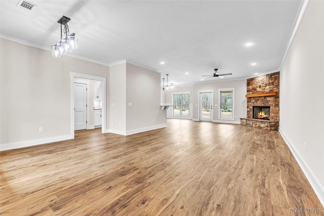 120 Trotter's View Road, Deatsville, AL 36022