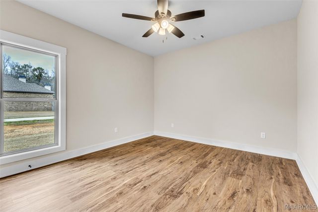 120 Trotter's View Road, Deatsville, AL 36022