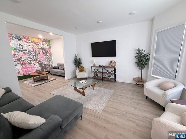 230 Union Street, Jersey City, NJ 07304