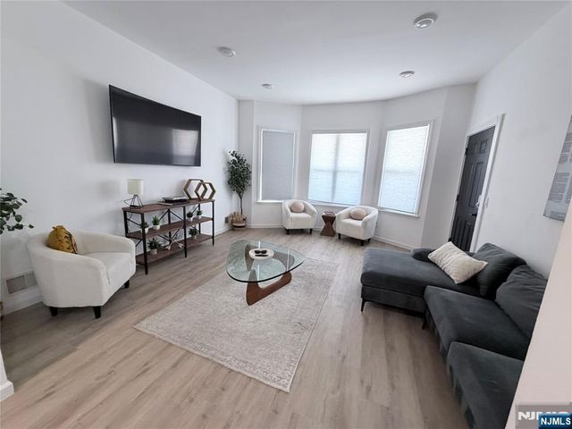 230 Union Street, Jersey City, NJ 07304