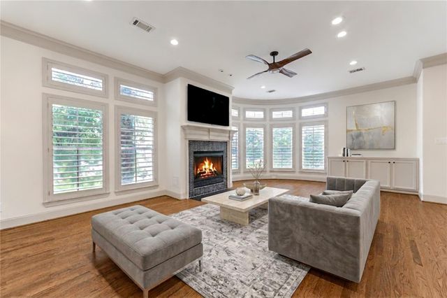 6302 Prague Street, Houston, TX 77007