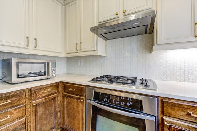 6302 Prague Street, Houston, TX 77007