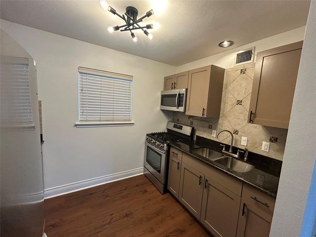 5612 Grover Avenue 101, Austin, TX 78756