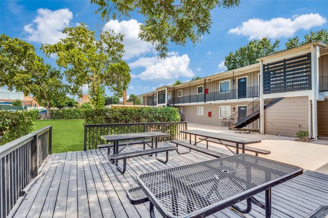 5612 Grover Avenue 101, Austin, TX 78756