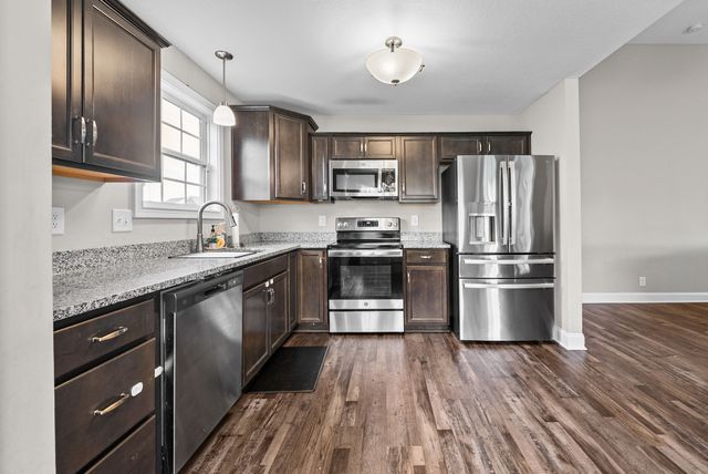 386 Dugger Dr, Clarksville, TN 37042