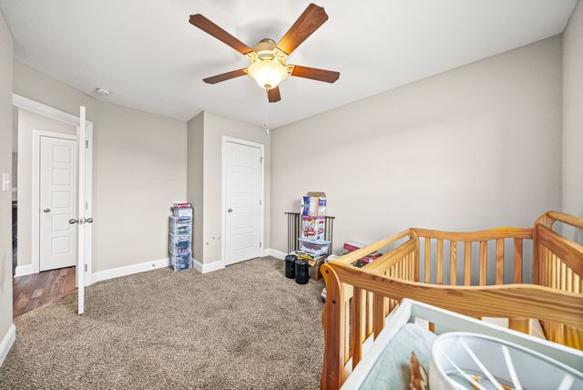 386 Dugger Dr, Clarksville, TN 37042