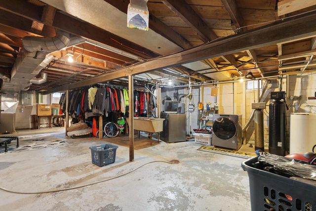 W195S7373 Racine AVENUE, Muskego, WI 53150
