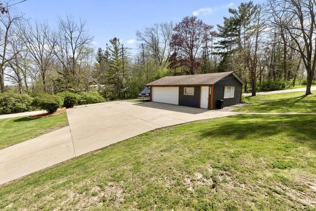 W195S7373 Racine AVENUE, Muskego, WI 53150