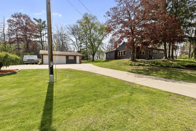W195S7373 Racine AVENUE, Muskego, WI 53150