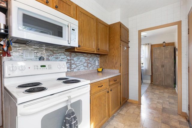 W195S7373 Racine AVENUE, Muskego, WI 53150