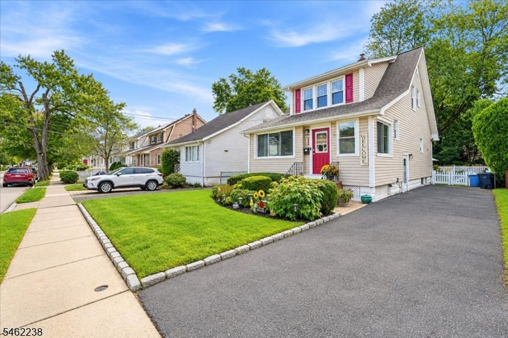 53 Seneca Ave, Dumont Boro, NJ 07628 — photo 3