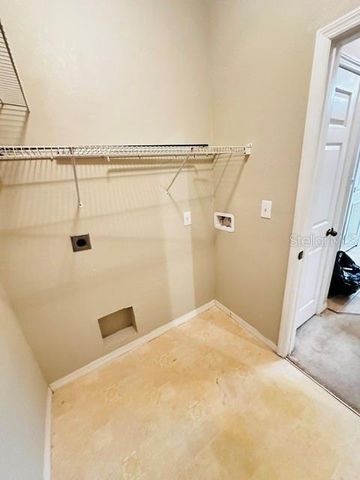 10106 COURTNEY OAKS CIRCLE 104, Tampa, FL 33619
