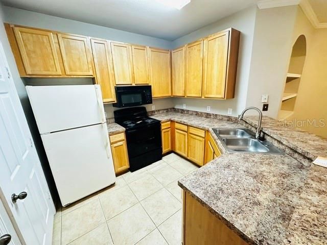 10106 COURTNEY OAKS CIRCLE 104, Tampa, FL 33619